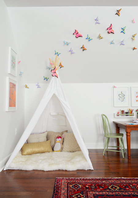 Playful-Family-Bonus-Room-Teepee-with-Butterflies