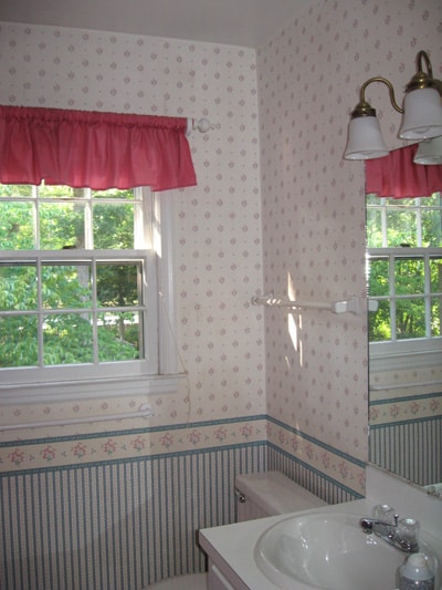Wallpaper Border Bathroom on So I Googled Wallpaper Removal And I Got Some Homebrew