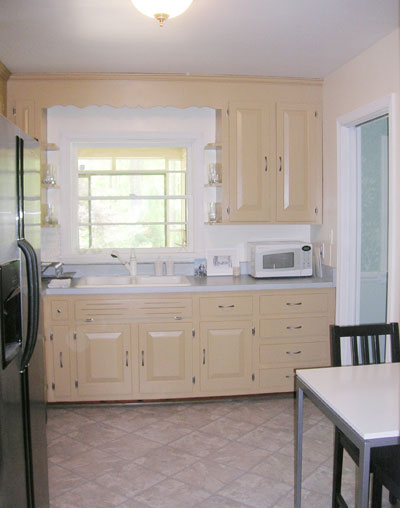 Painting Your Kitchen Cabinets Is Easy, Just Follow Our Step By ...