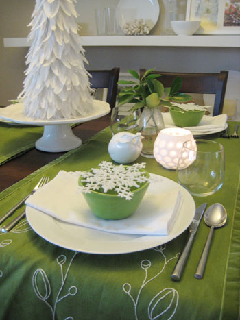 Our second table setting feels a bit more traditional and classic thanks to