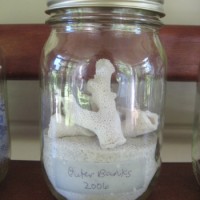 How To Make Labeled Vacation Jars For Your Travel Keepsakes
