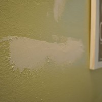 How To Spackle Uneven Drywall