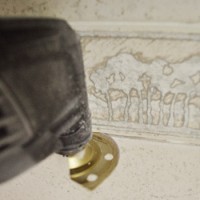 How To Remove An Old Shower Tile Border