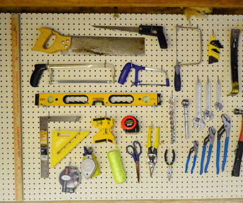 Is there a trick for pegboard hooks? : r/Tools