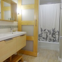 A Full Bathroom Reno For Under $2000