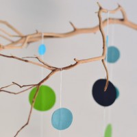 An Easy Handmade Nursery Mobile