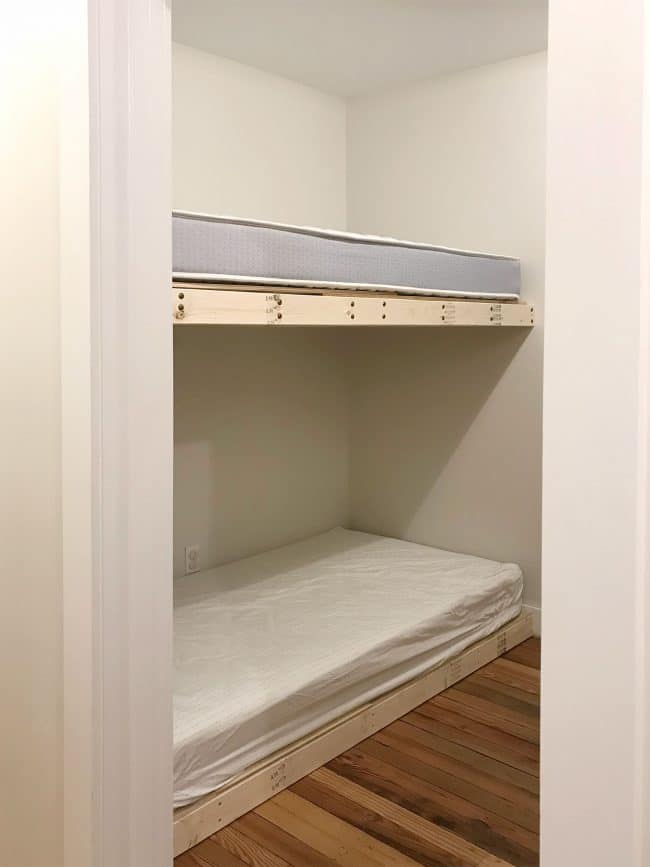 How To Make Diy Built In Bunk Beds, Alcove Twin Bunk Beds