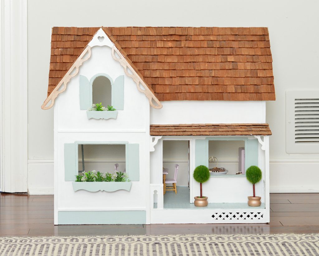 DOLLS HOUSE X 4  WOODEN PORTICO IN PERFECT 