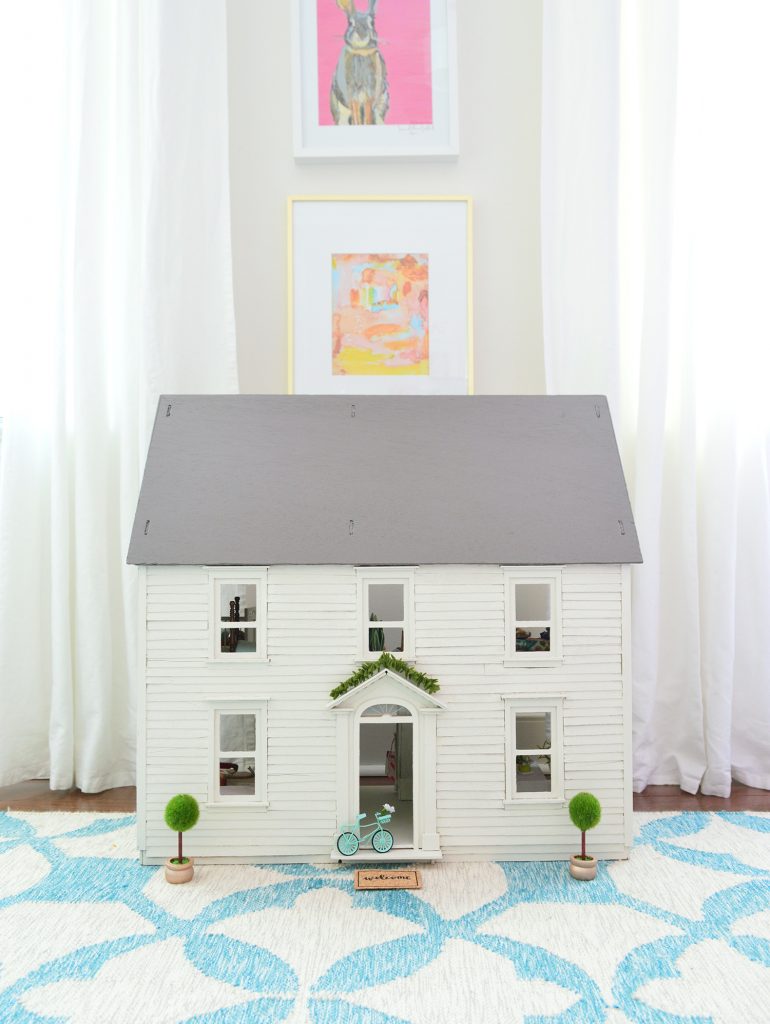 table to hold dollhouse
