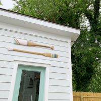 How To Paint Decorative Oars For Beach House Decor