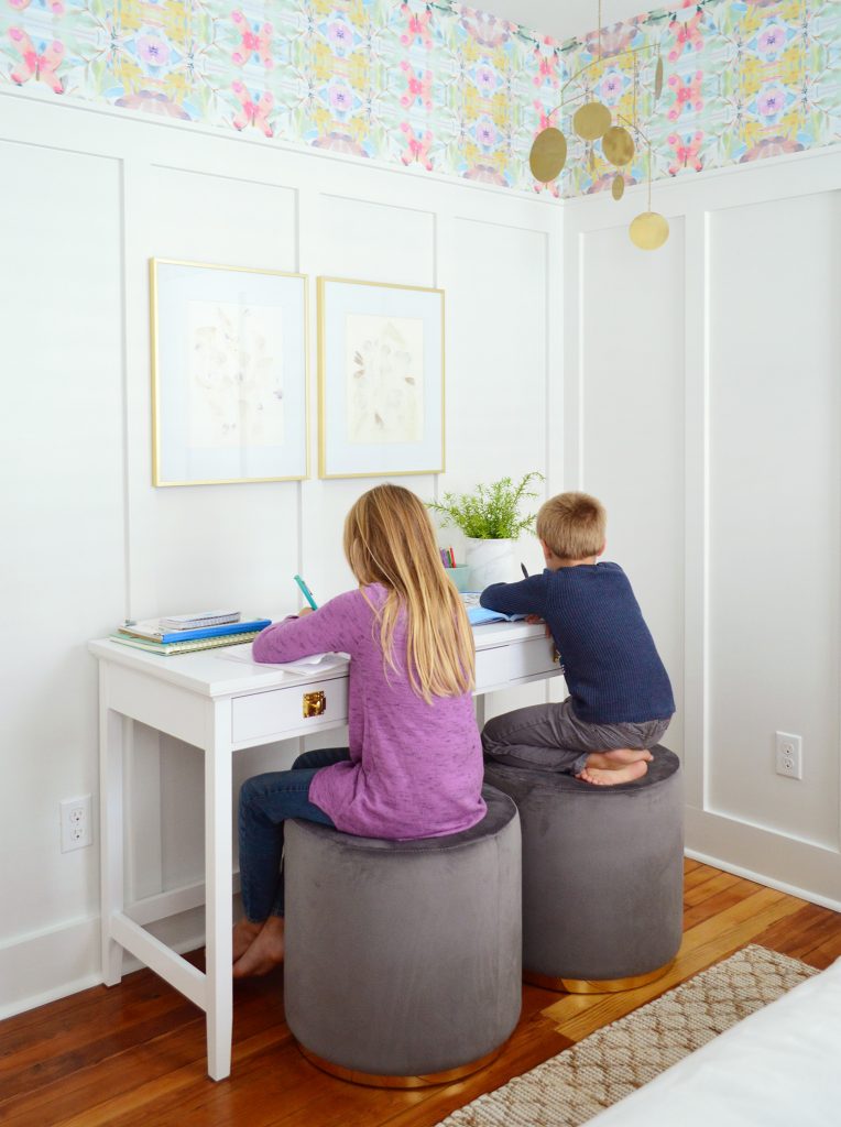 Kids Sitting On Stools As Writing Desk In Beachy Bedroom