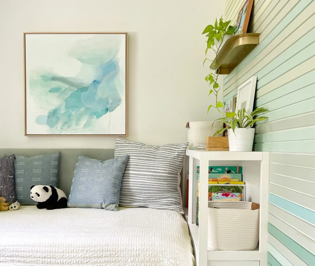 A Small Kids Bedroom With Lots Of Functional Storage That’s Built Right In