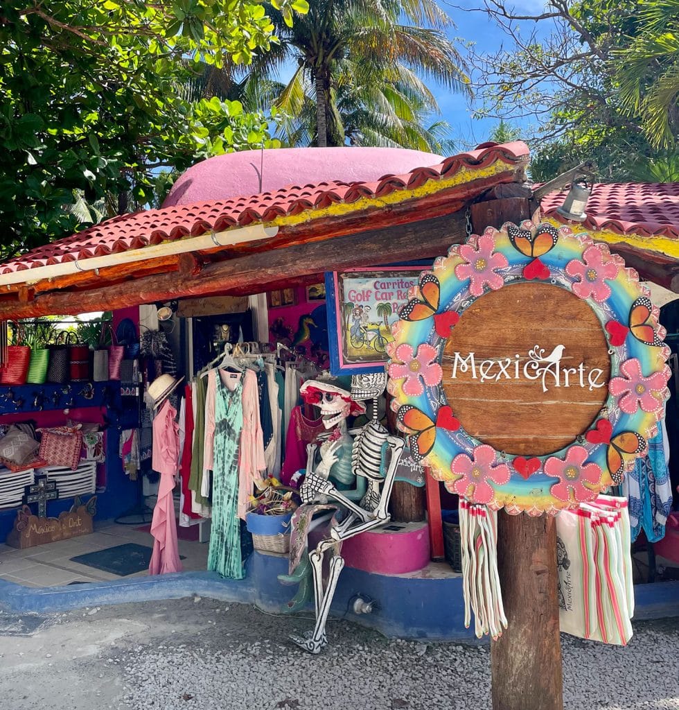 Colorful MexicArt Souvenir Shop in Akumal Mexico