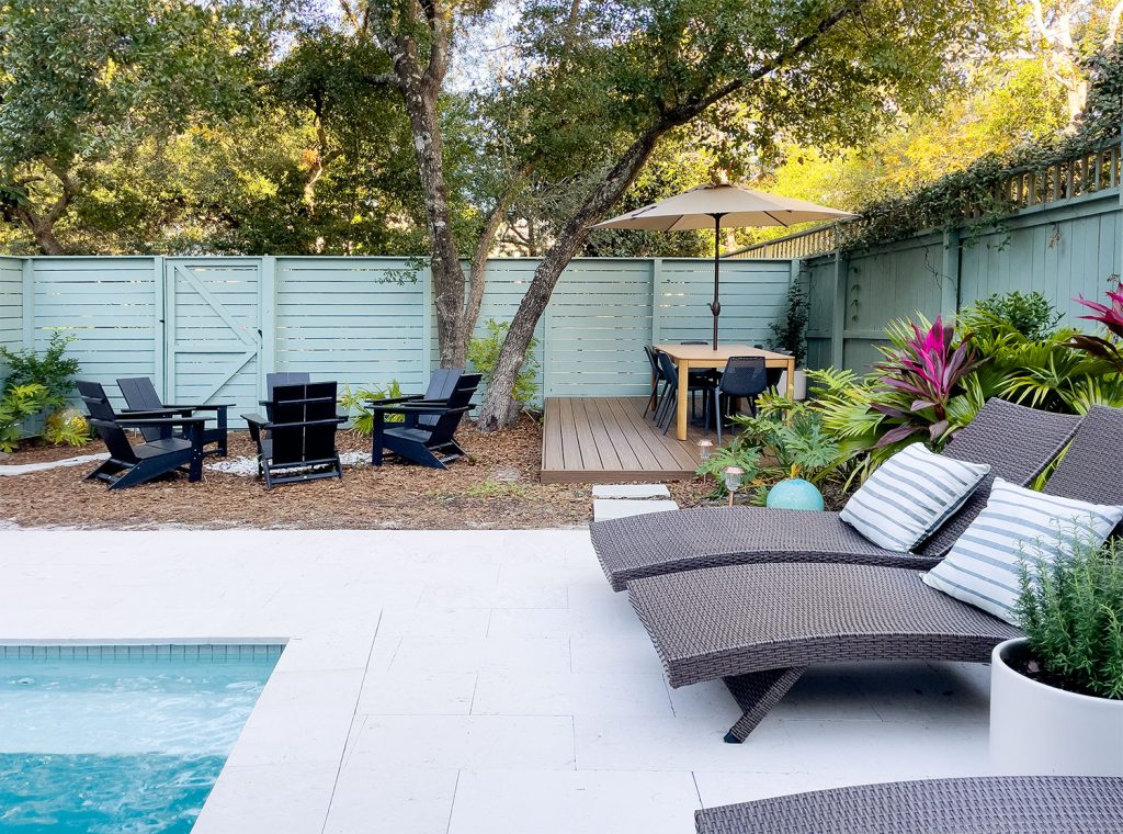 Pool-Area-With-New-Dining-Table-Vertical