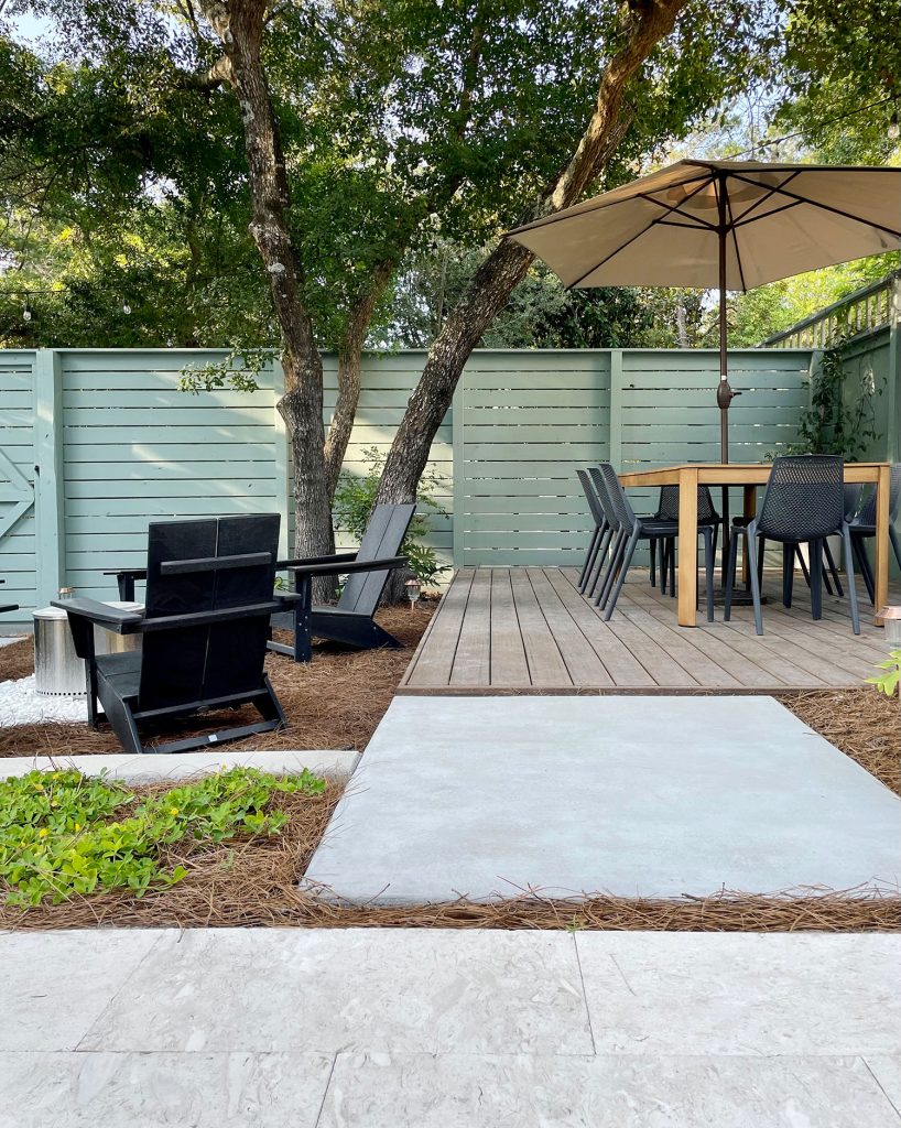 Pool Deck Pavers Connected To Trex Platfrom Deck By Large Concrete Stepping Stone