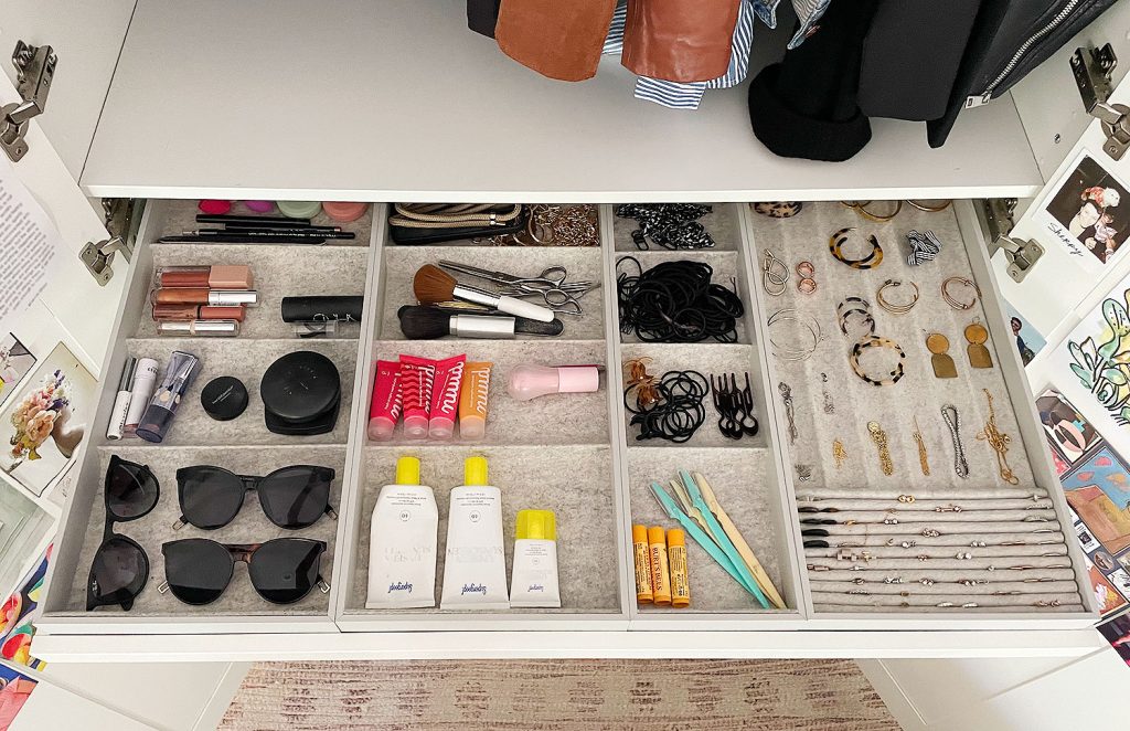 Ikea Pax Wardrobe Wardrobe Wardrobe for organizing jewellery