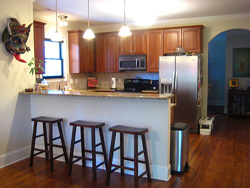 Kitchen With Island