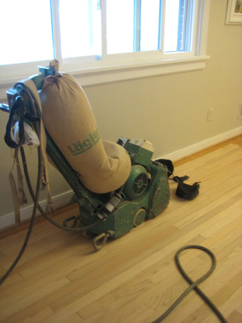 hard-wood-floor-refinishing-sander