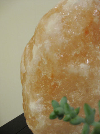 gorgeously-green-salt-lamp