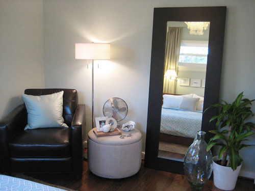 master-bedroom-linen-ottoman-discount-sale