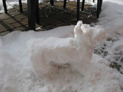 snow-dog-chiahuahua-snowman