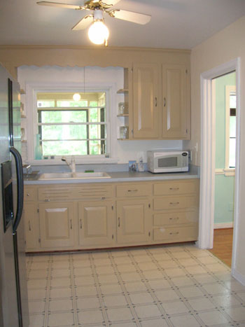 How To Use Peel And Stick Vinyl Tiles To Update Your Kitchen