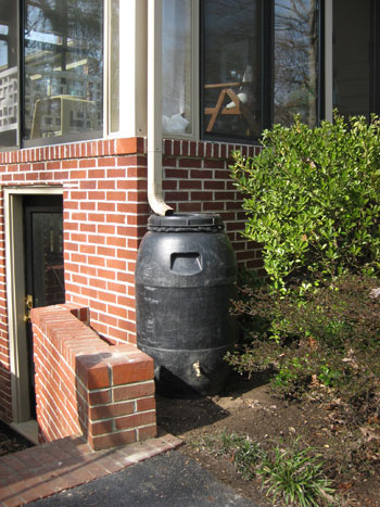 how-to-make-a-rain-barrel-tutorial