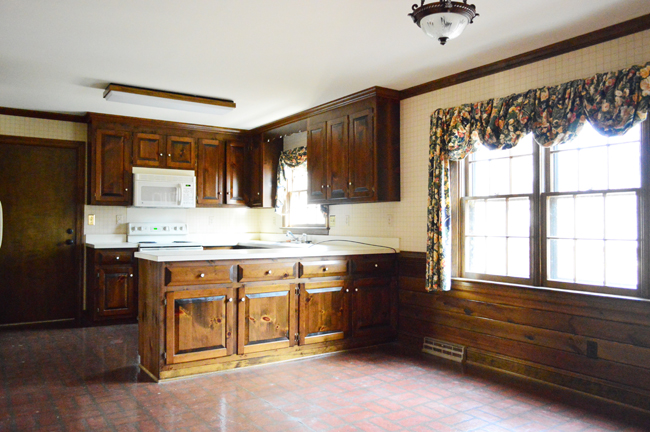 HouseTour Kitchen Before