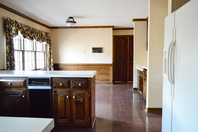 Before Photo Of Eat In Kitchen Area Looking Toward Living Room