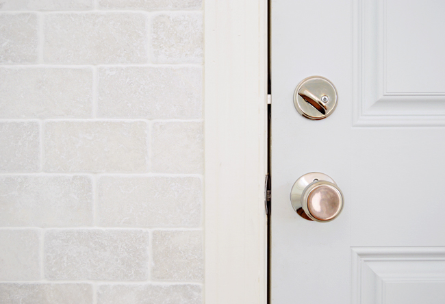 kitchen-remodel-fainl-blue-door-detail