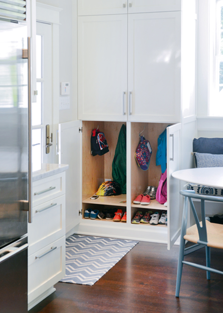 lovable-livable-home-hidden-mudroom