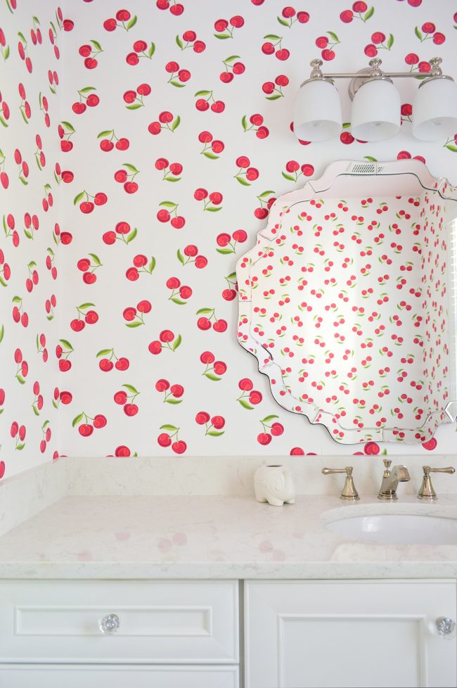 Papel de parede HouseCrash Stately Girls Bath Cherry1500