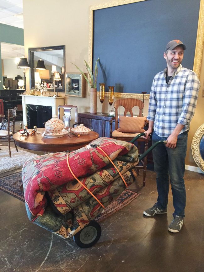 Traditional Bedroom Rug At Consignment Store With John