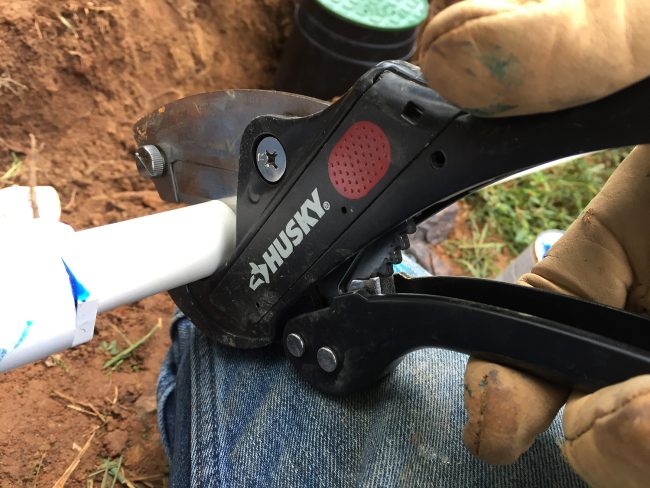 cutting pvc pipe with husky ratcheting scissors