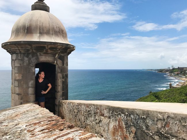 Porto Rico Castillo Sherry Olhando para o céu