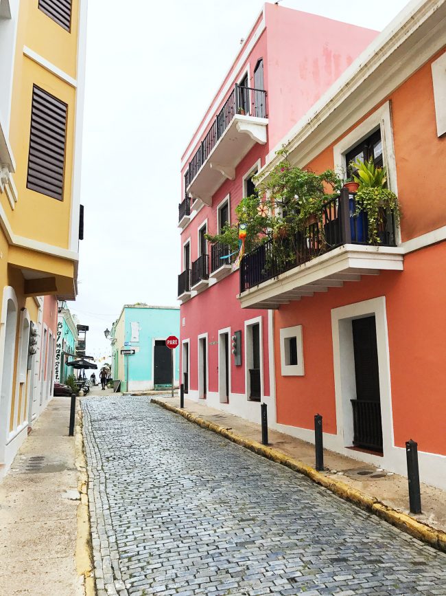 Puerto Rico Colorful Old San Juan Pare