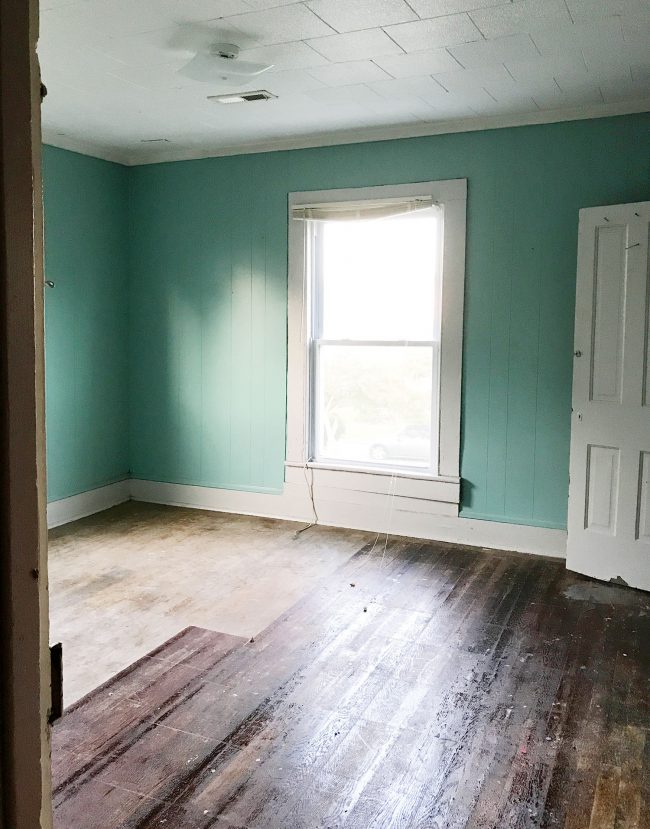 Beach Duplex Before 113 Upstairs Front Bedroom