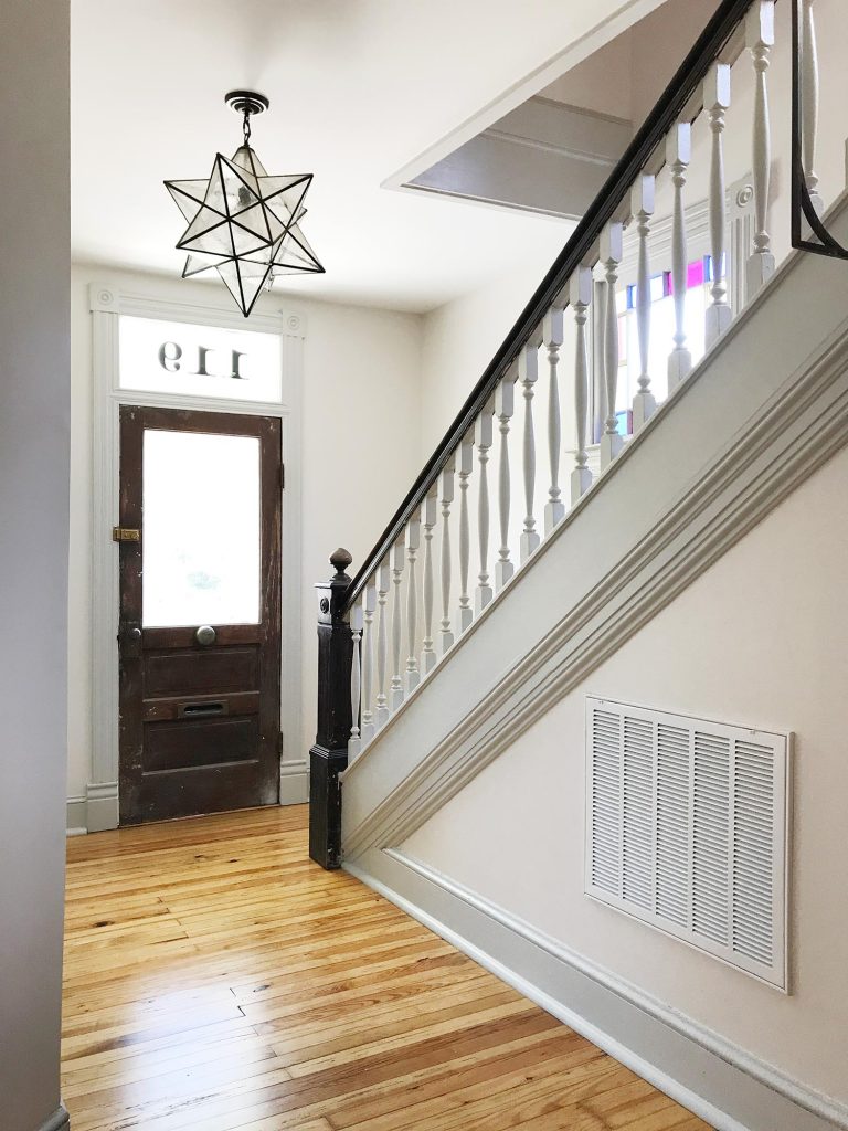 Beach House Move In Foyer To Door