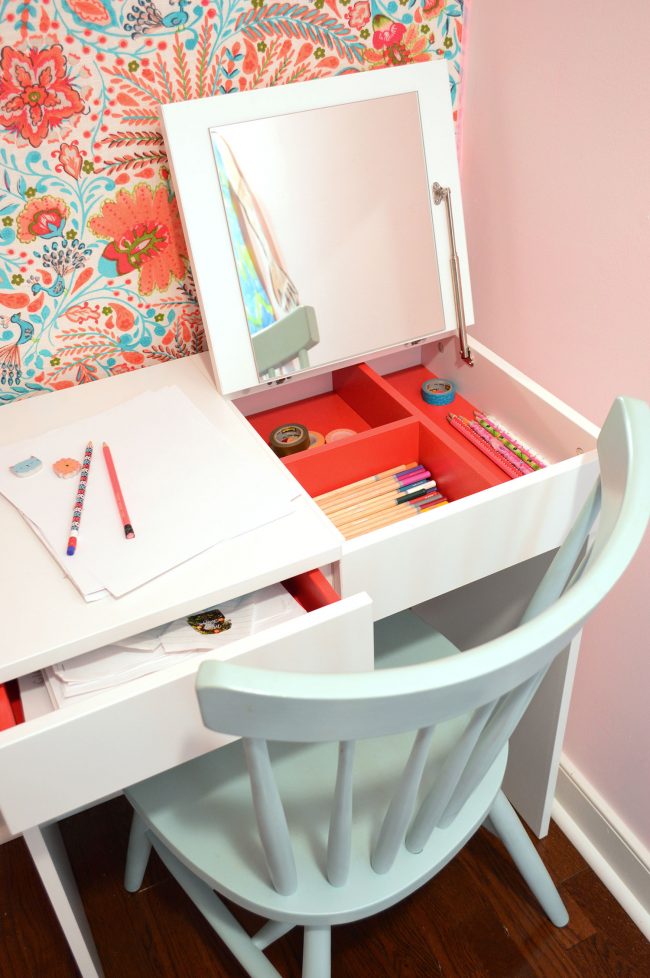 girls bedroom closet writing desk