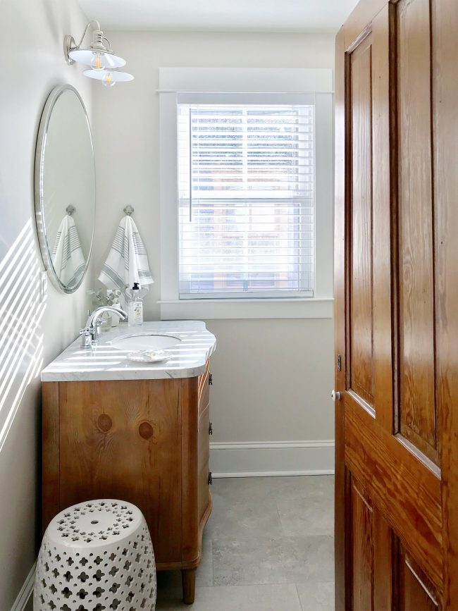 Beach House Dec Hall Bathroom