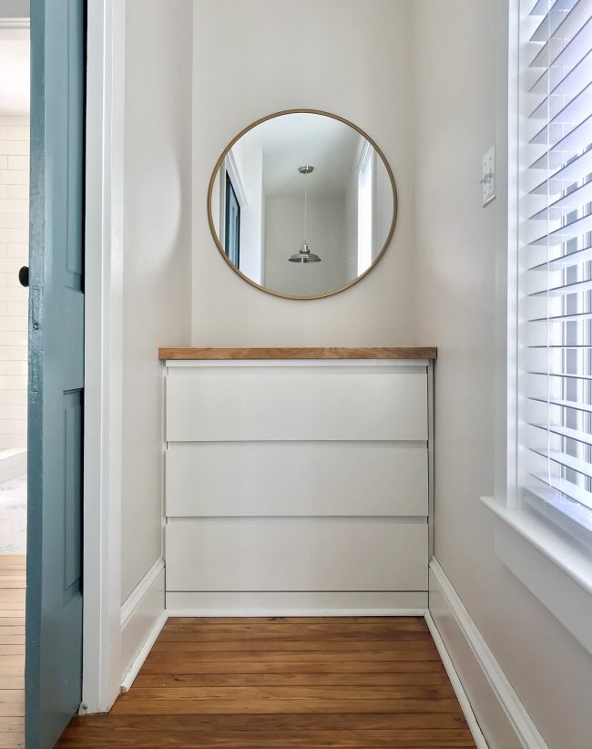 Beach House Dec Stair Nook After