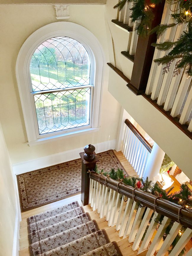 Ep77 Cookie Tour Glass Window On Stairs