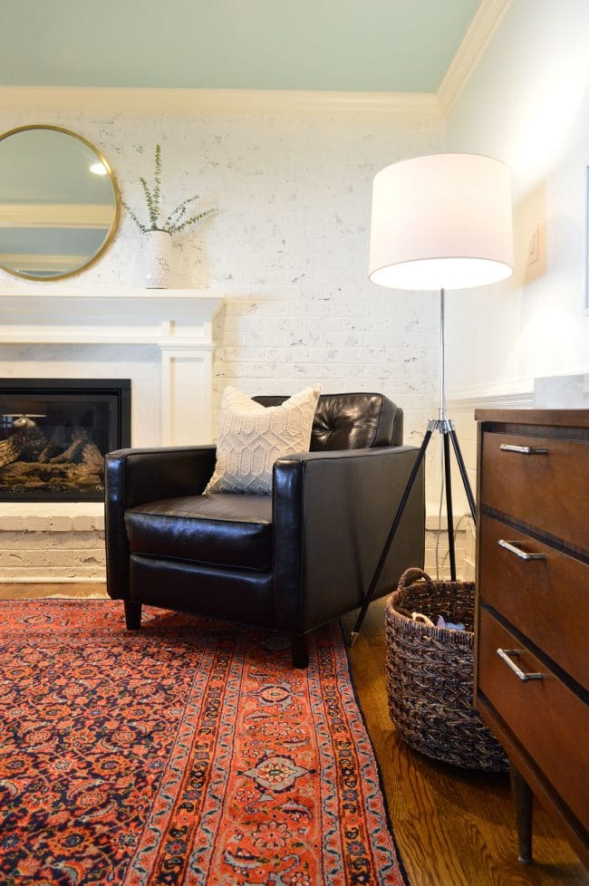 Living room with floor lamp with LED light bulb