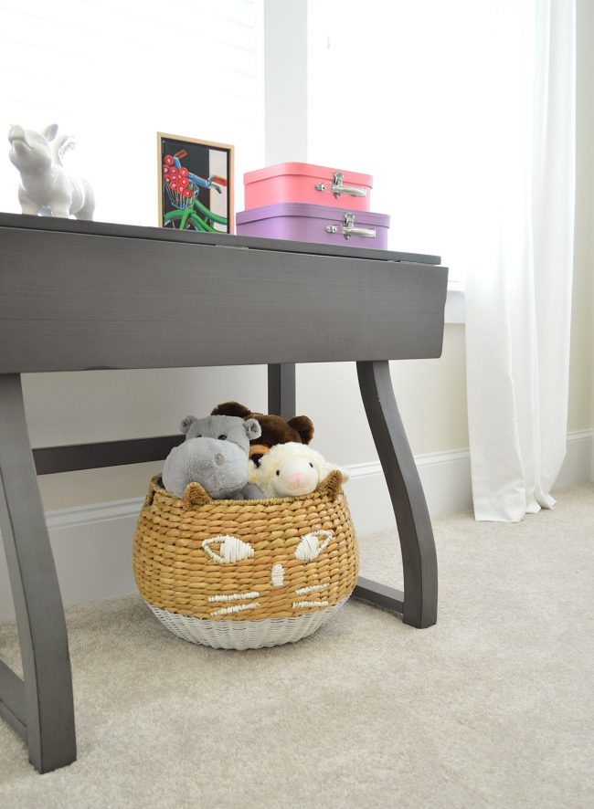 ASK Loft Room Table With Kitty Basket