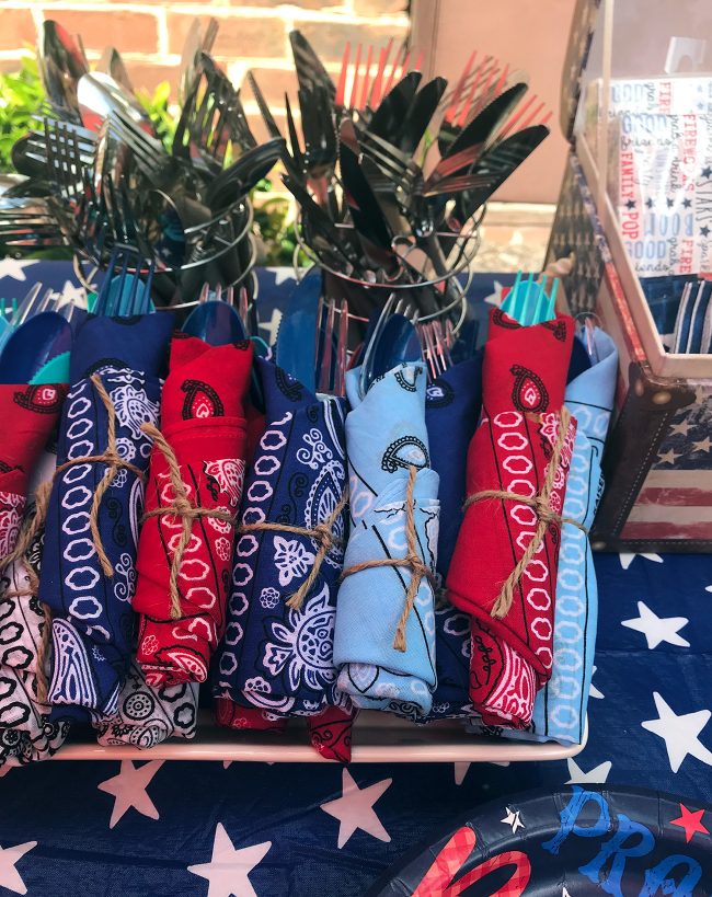 4th Of July Party Silverware Wrapped Bandanas 650x819