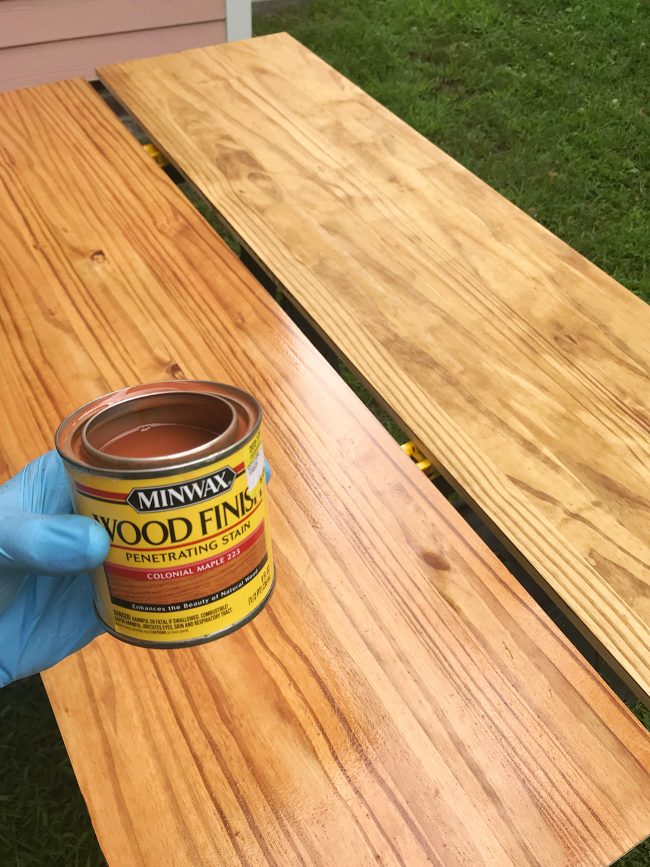 Beach House Office Staining Colonial Maple Coat