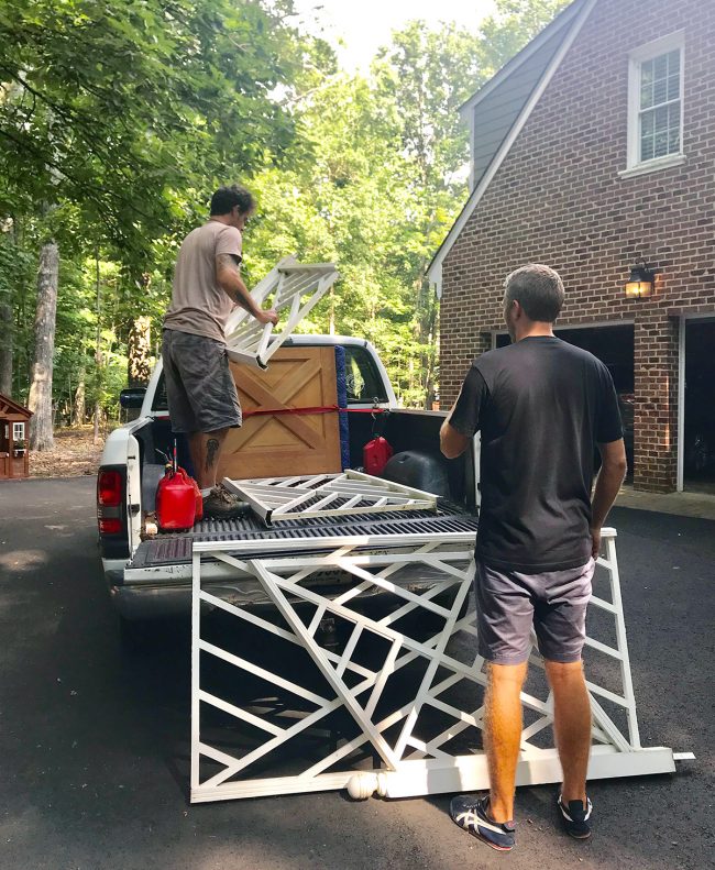 Ep114 Chippendale Railings Loaded In Truck