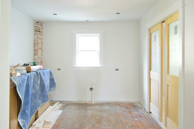 Duplex Kitchen Painted With Double Doors