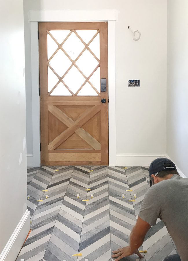 Ladrilho Duplex Chevron Mudroom John Working