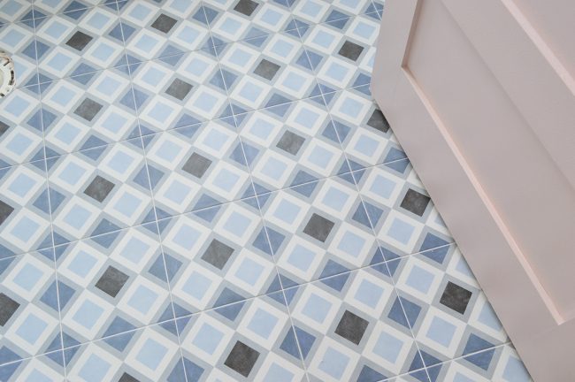 Duplex Tile Diamonds Square Overhead